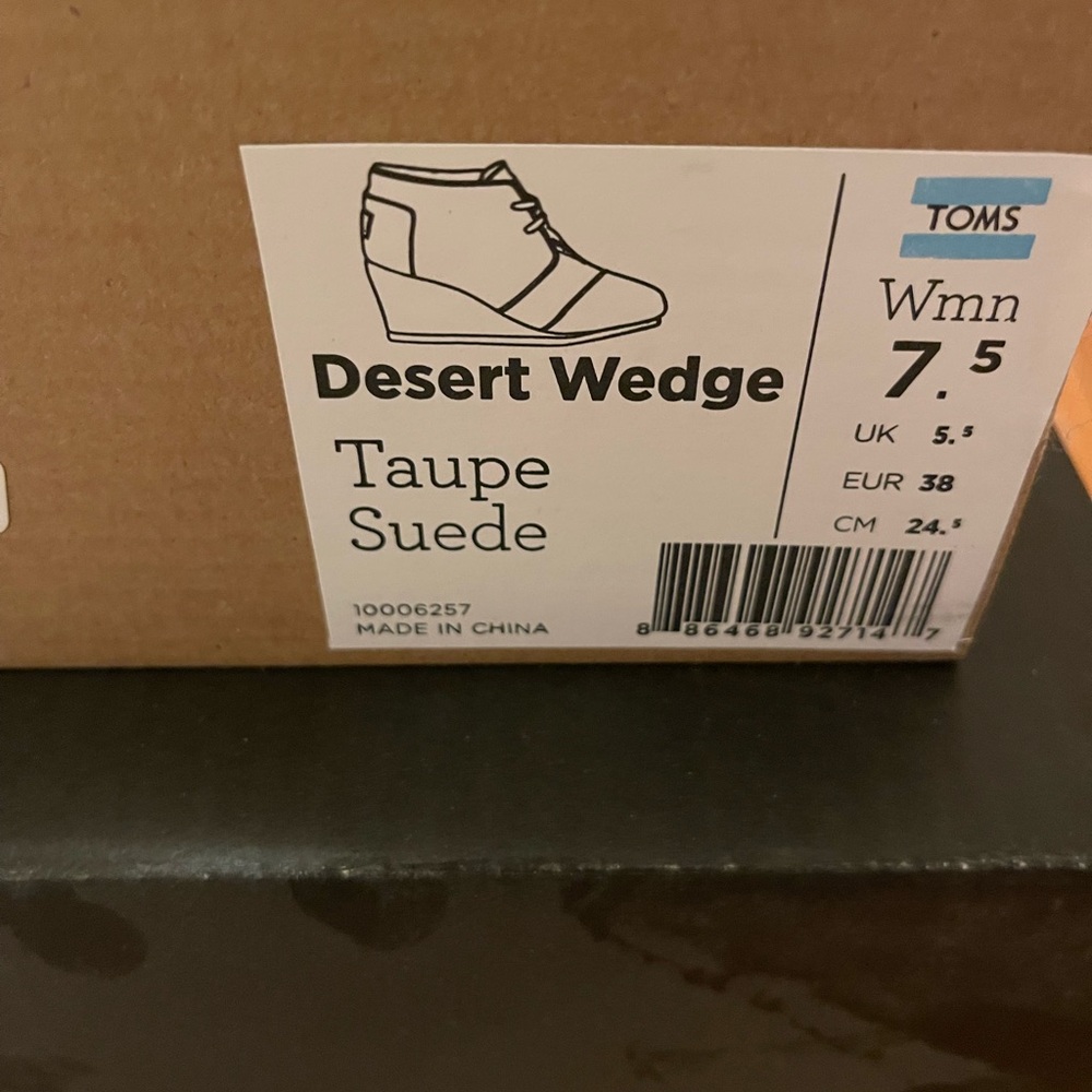 TOMS Desert Wedge in Taupe Suede